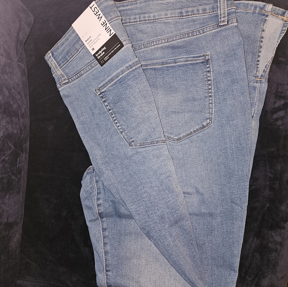 Women's Nine West High Rise Sculpting Bootcut Jeans - Picture 4 of 4